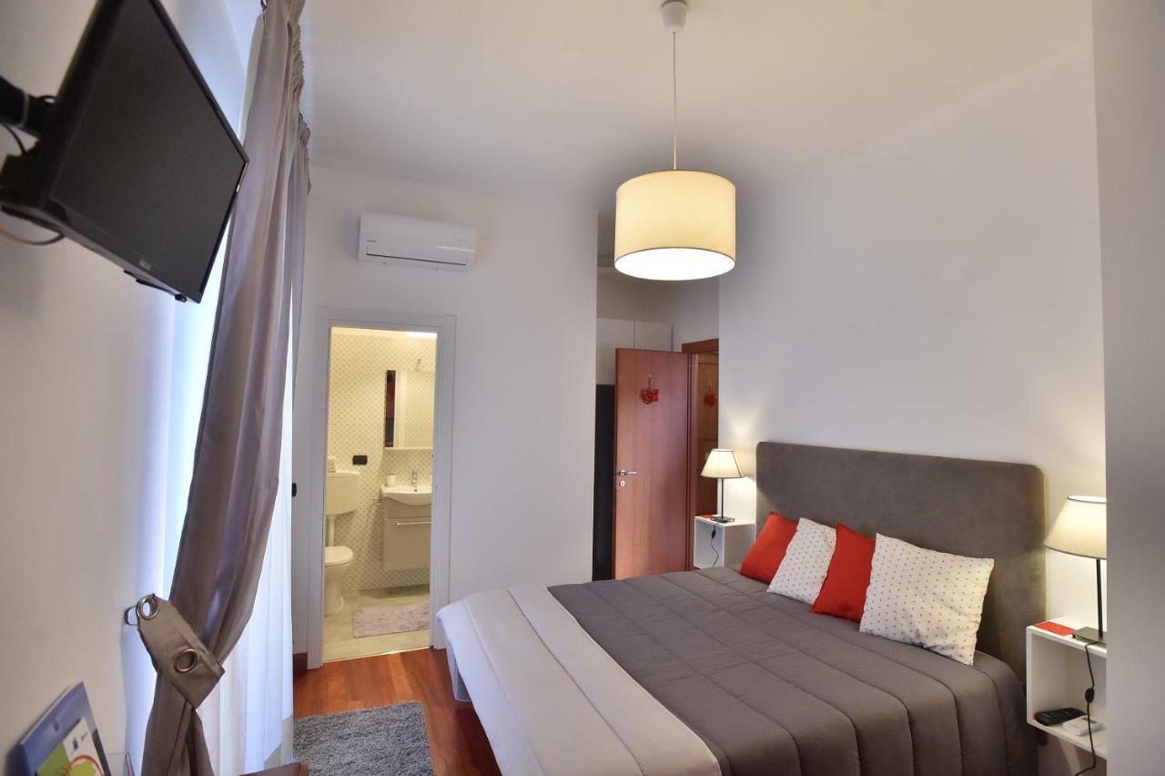 Residenza D'Epoca B&B Celeste กาแซร์ตา ภายนอก รูปภาพ