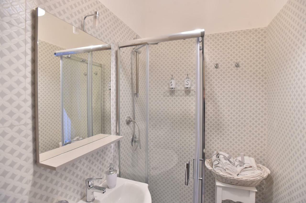 Residenza D'Epoca B&B Celeste กาแซร์ตา ภายนอก รูปภาพ