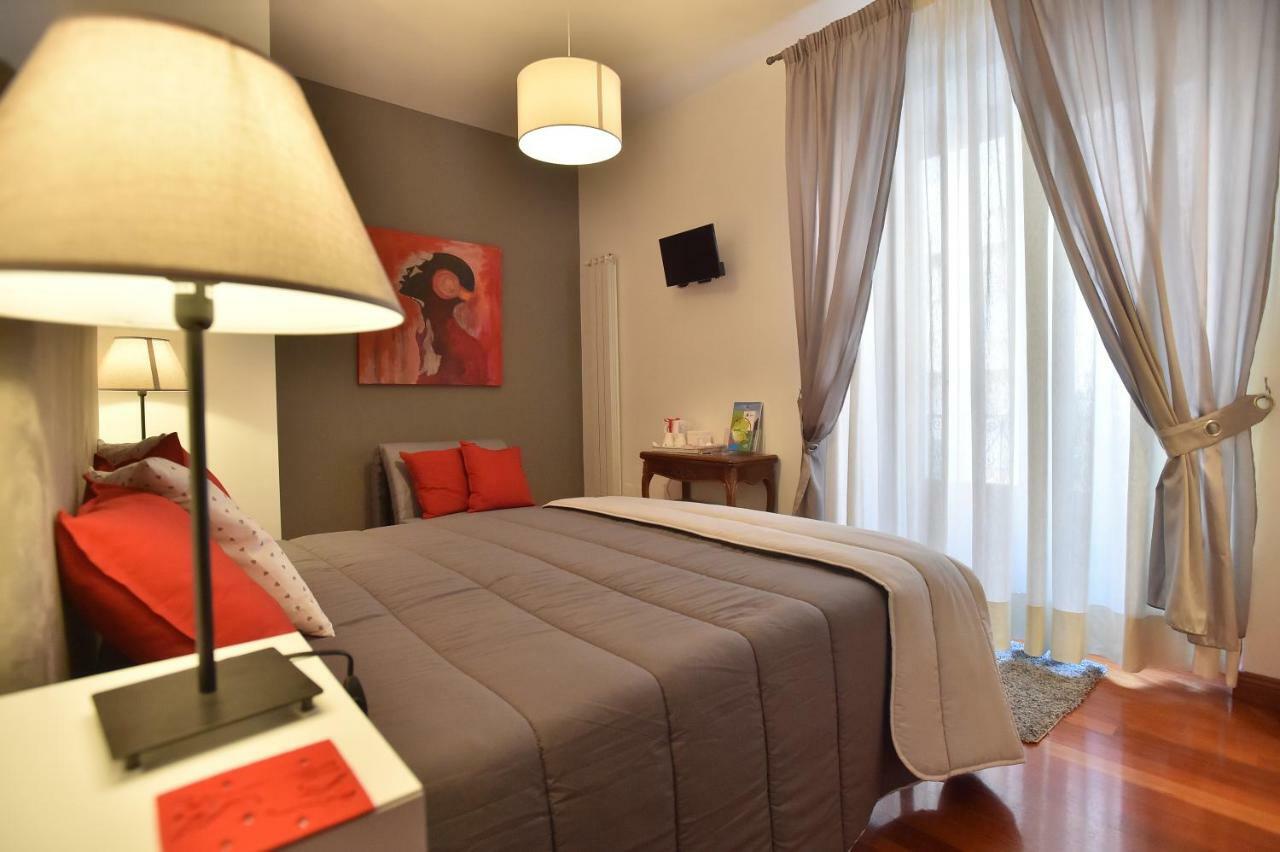 Residenza D'Epoca B&B Celeste กาแซร์ตา ภายนอก รูปภาพ