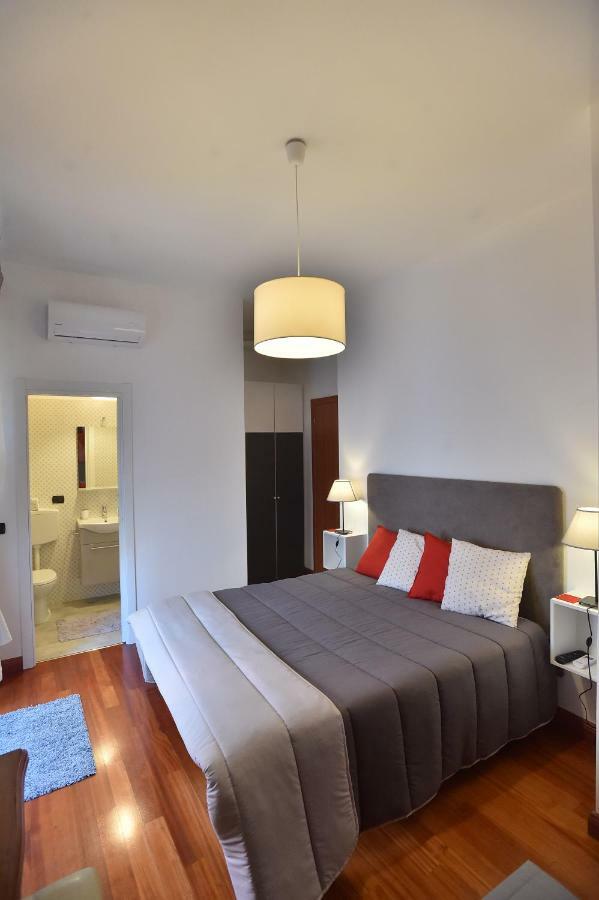 Residenza D'Epoca B&B Celeste กาแซร์ตา ภายนอก รูปภาพ